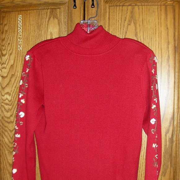 RELATIVITY Women's Vintage Red Sweater SIZE PETITE MEDIUM - Picture 2 of 12